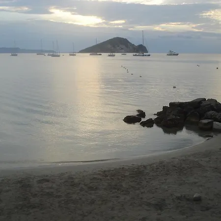 Apartment Theodora Keri